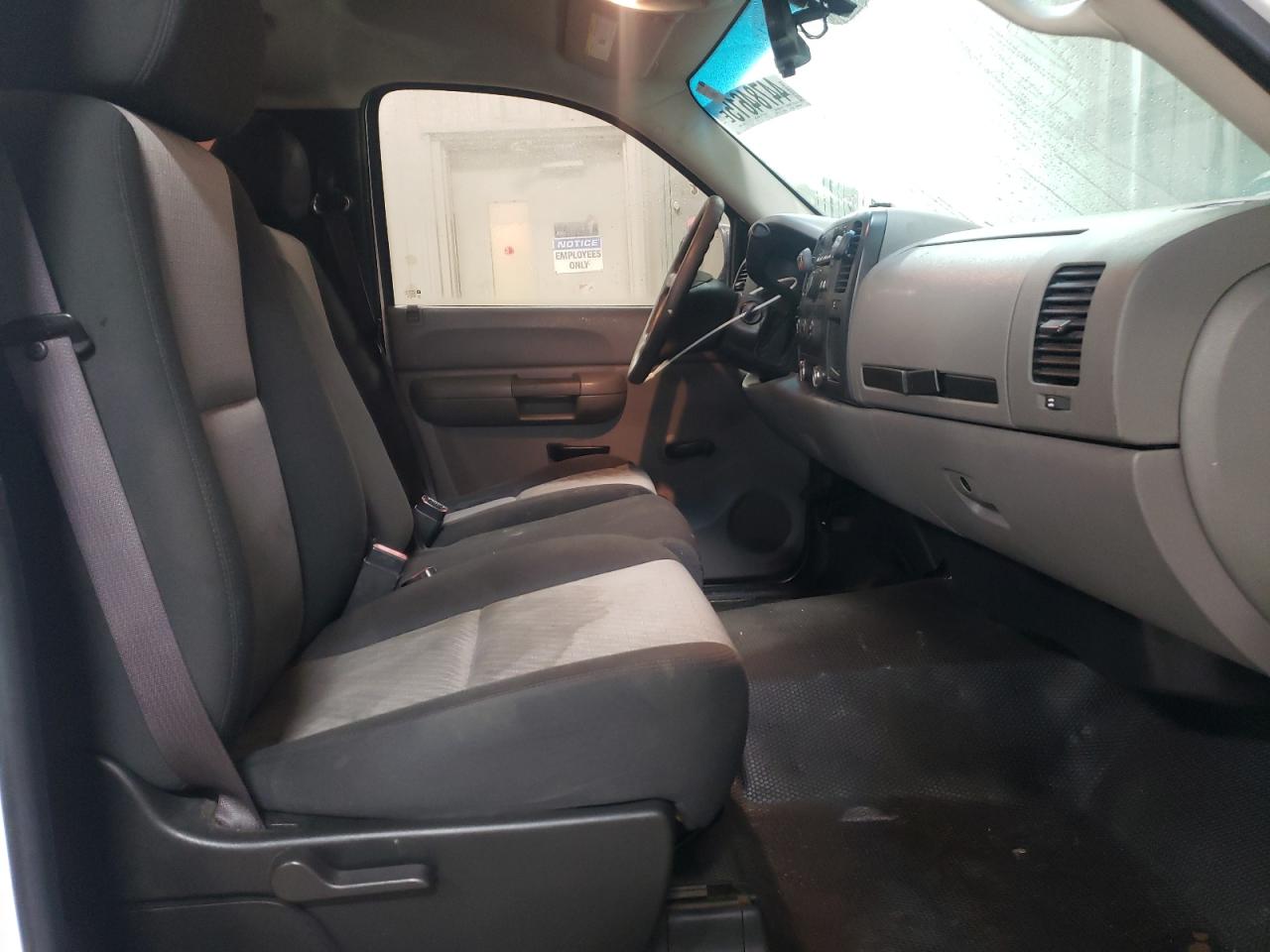 2008 Chevrolet Silverado VIN 1GCEC14X58Z320853 Copart auction photo, rear end damage thumbnail 10