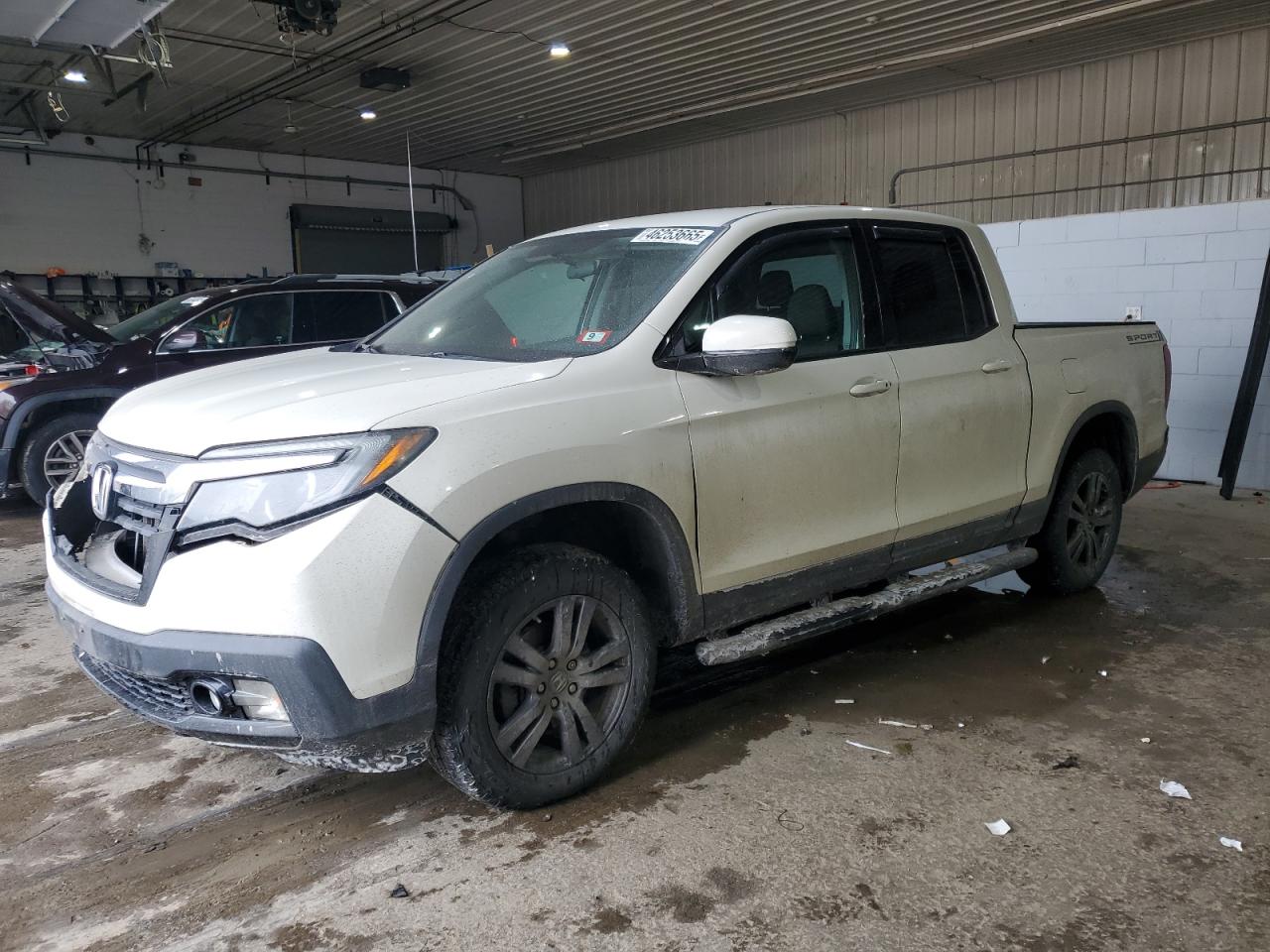 2018 Honda Ridgeline VIN 5FPYK3F15JB000150