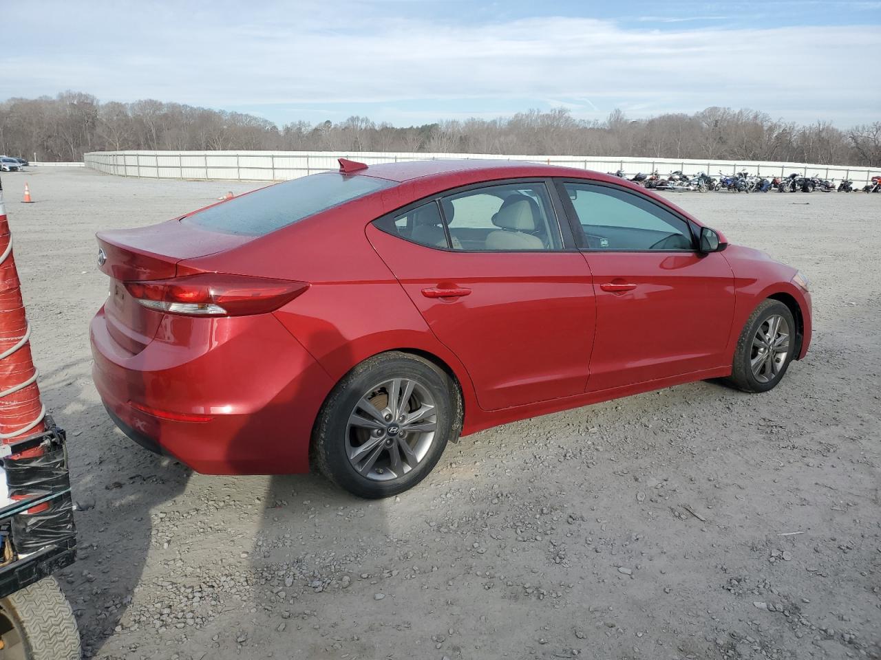 2017 Hyundai Elantra VIN KMHD84LF0HU068638 Copart auction photo, side / minor dent/scratches damage thumbnail 3