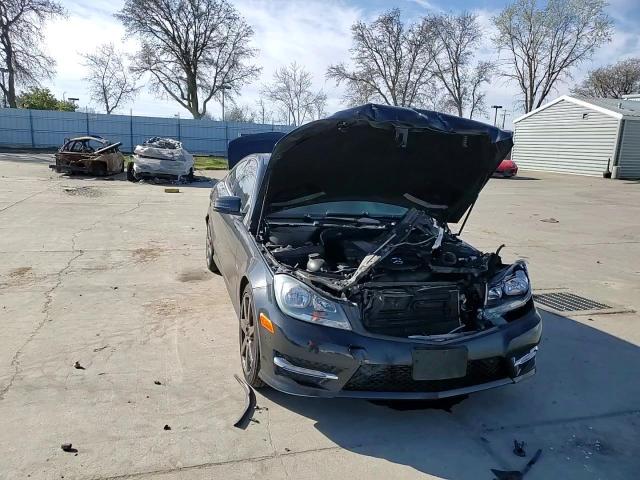 2012 Mercedes-Benz C-klasse VIN WDDGJ4HBXCF850685 Copart auction photo, front end / rear end damage thumbnail 10