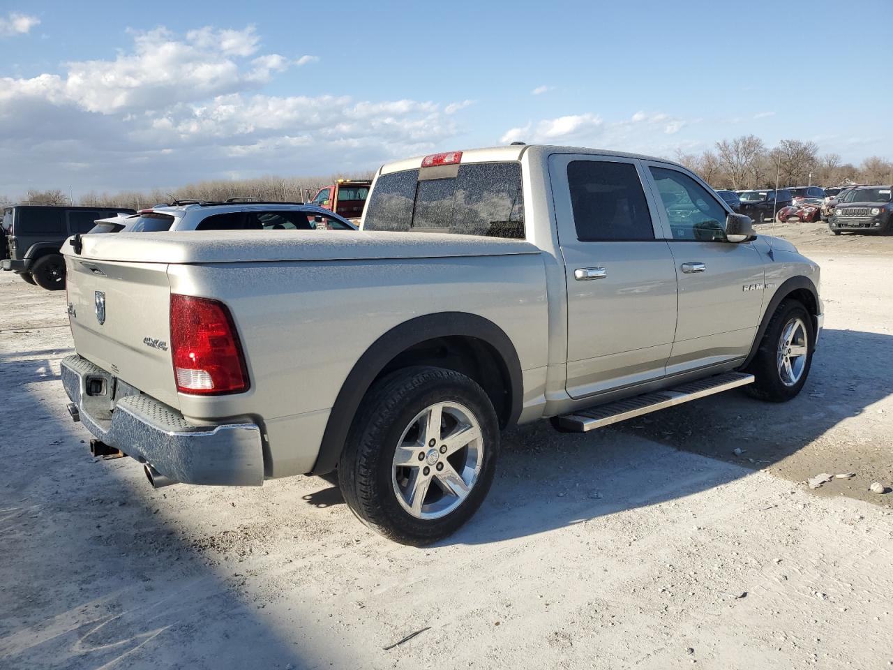 2009 Dodge RAM VIN 1D3HV13T79J526463 Copart auction photo, front end damage thumbnail 3