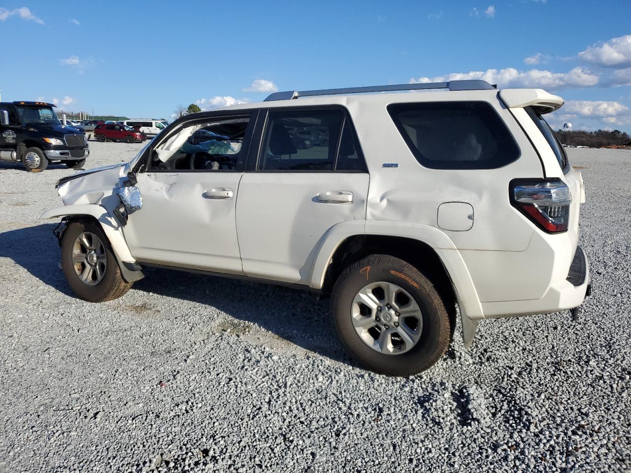 2018 Toyota 4Runner VIN JTEBU5JR2J5567107 Copart auction photo, all over / mechanical damage thumbnail 2