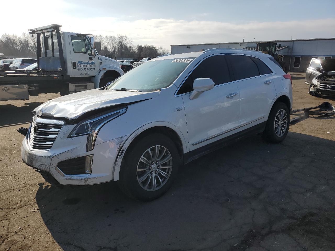 2018 Cadillac XT5 VIN 1GYKNDRS1JZ186659