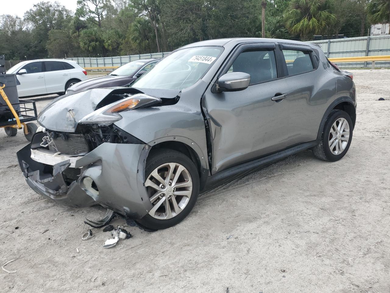 2017 Nissan Juke VIN JN8AF5MR3HT700893