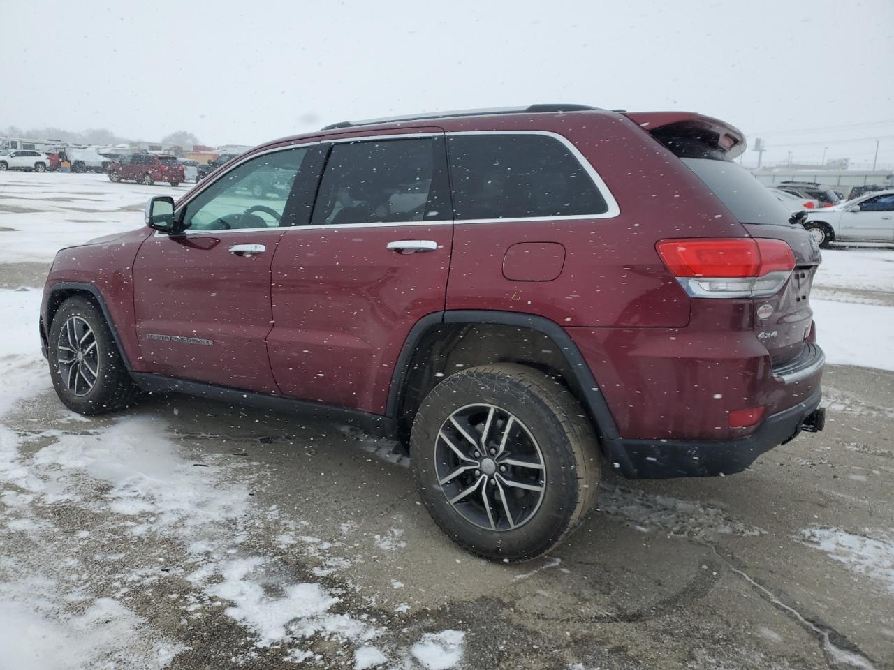 2018 Jeep Grand Cherokee VIN 1C4RJFBG5JC359281 Copart auction photo, front end / undercarriage damage thumbnail 2