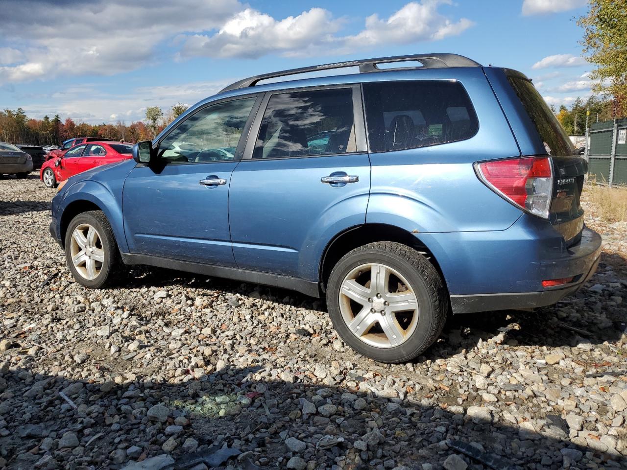 2010 Subaru Forester VIN JF2SH6CC3AH719676 Copart auction photo, burn / minor dent/scratches damage thumbnail 2