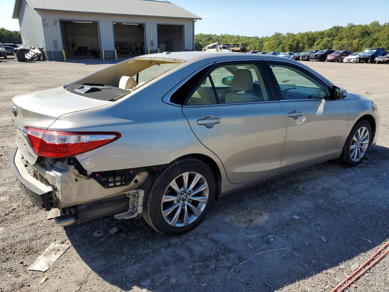 2015 Toyota Camry VIN 4T1BD1FK4FU164554 Copart auction photo, side / rear end damage thumbnail 3
