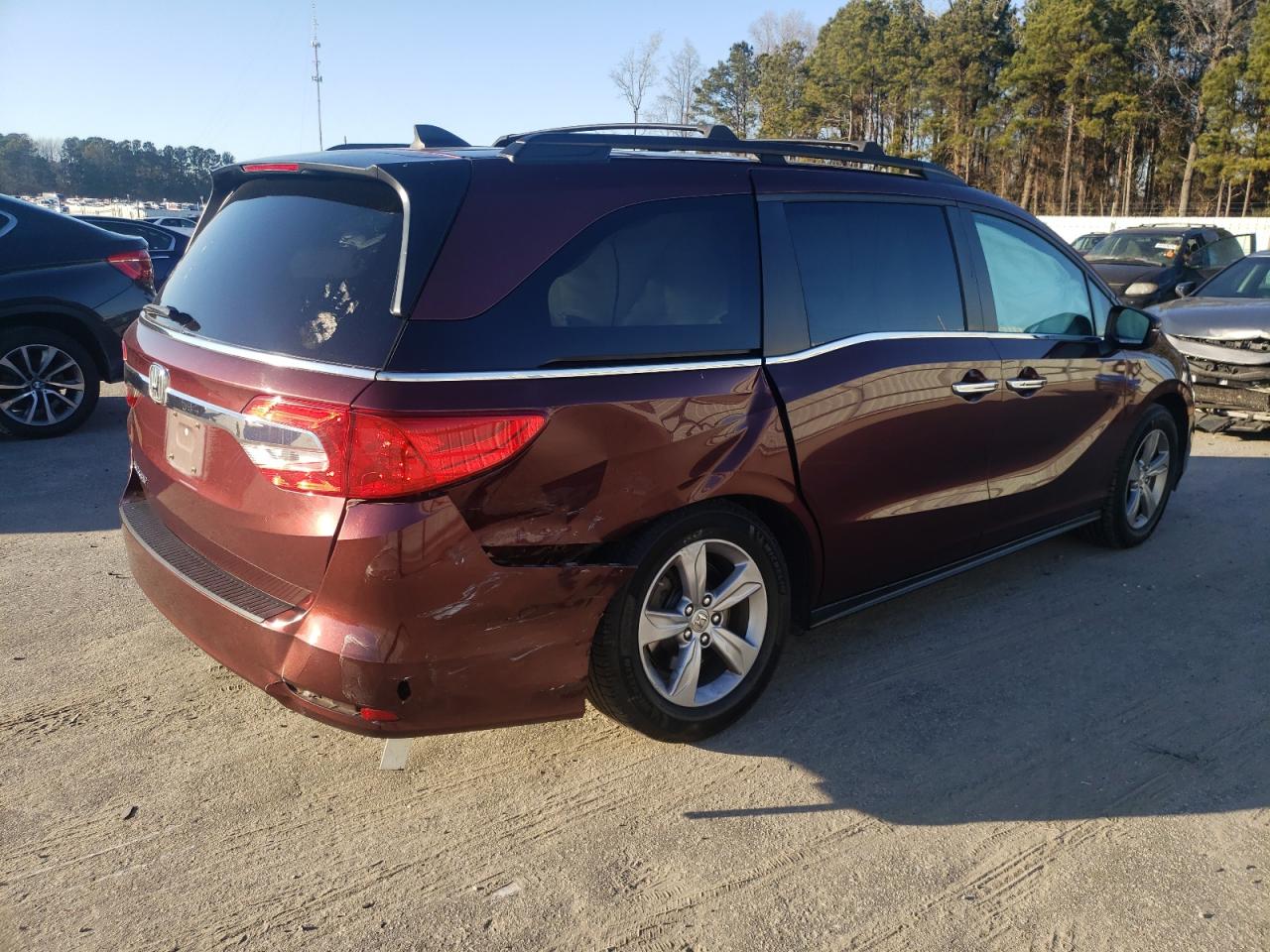 2018 Honda Odyssey VIN 5FNRL6H75JB064119 Copart auction photo, rear end / side damage thumbnail 3