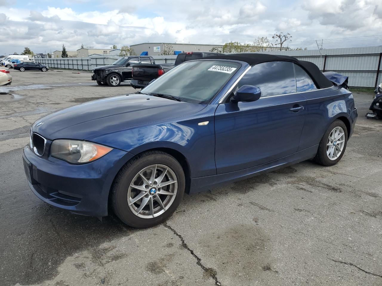 2011 BMW 1er VIN WBAUN1C57BVH83615 - Copart auction photo