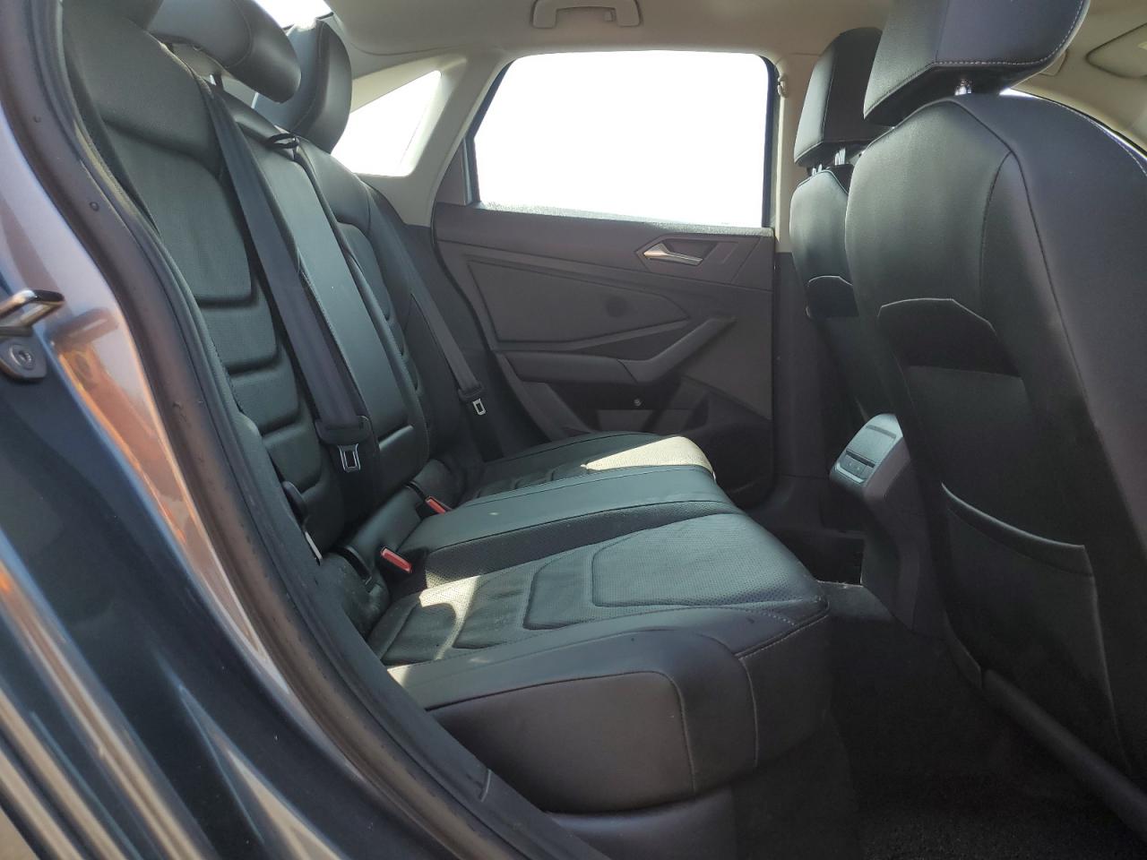 2021 Volkswagen Jetta VIN 3VWG57BU0MM099895 Copart auction photo, water/flood / minor dent/scratches damage thumbnail 10