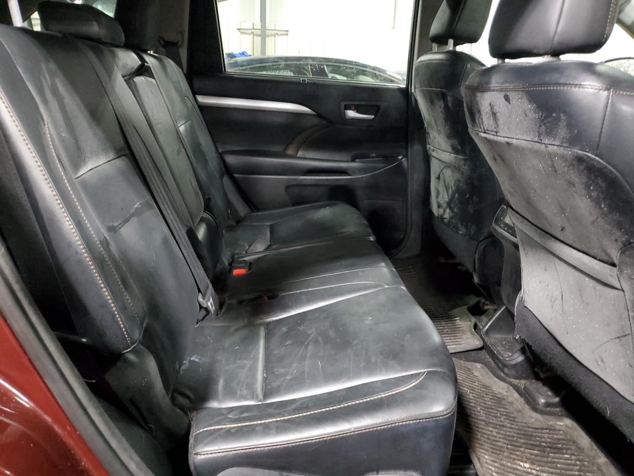 2015 Toyota Highlander VIN 5TDJKRFH7FS163847 Copart auction photo, front end damage thumbnail 11