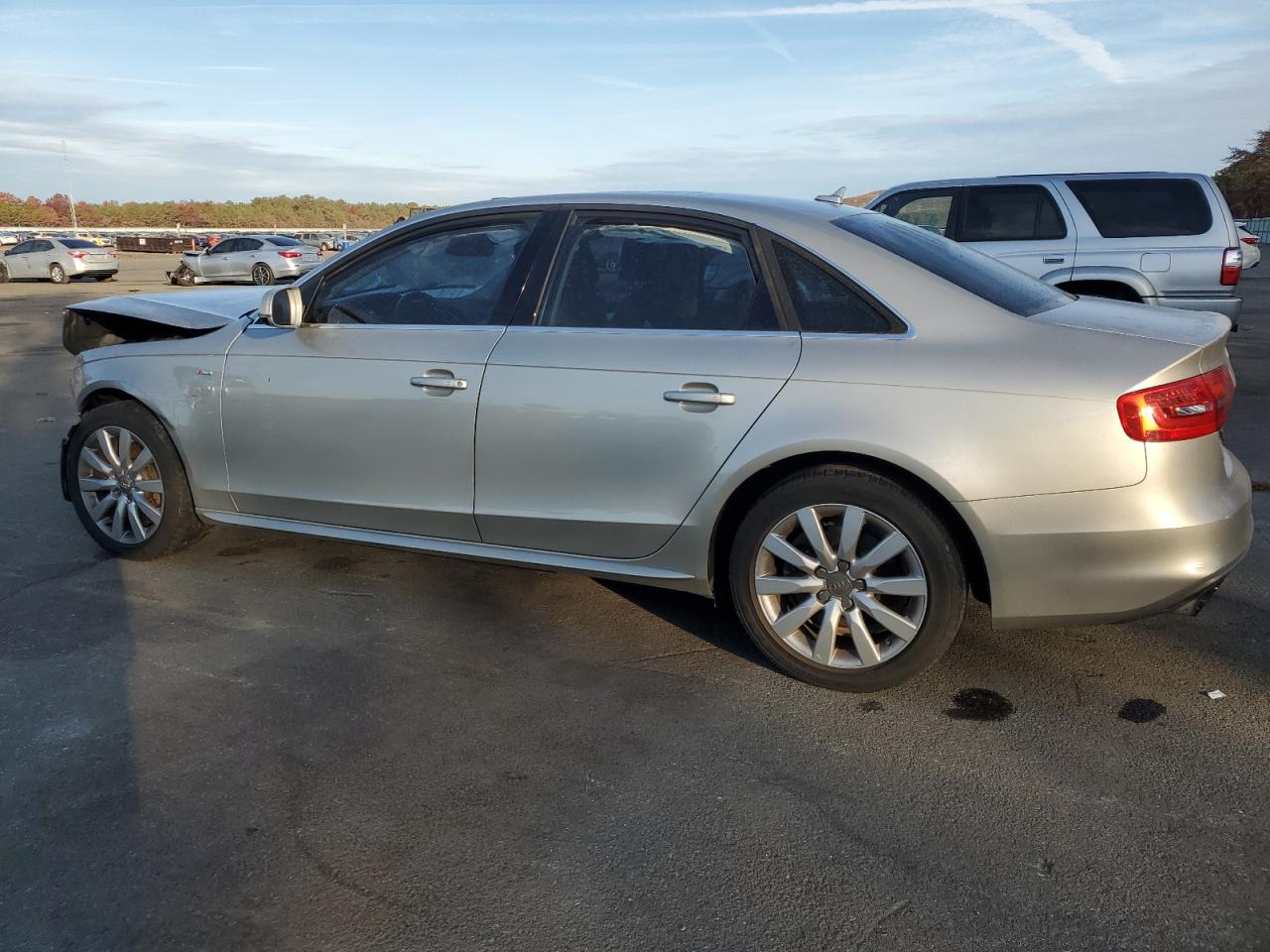 2015 Audi A4 VIN WAUBFAFL6FN009762 Copart auction photo, front end / minor dent/scratches damage thumbnail 2
