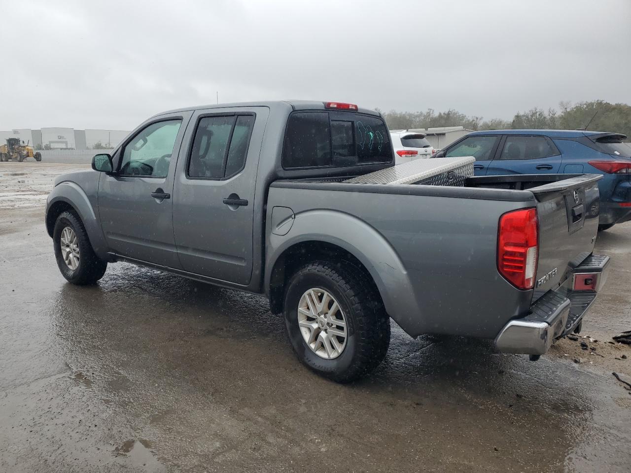 2016 Nissan Navara (Frontier) VIN 1N6AD0ER4GN723909 Copart auction photo, side / rear end damage thumbnail 2