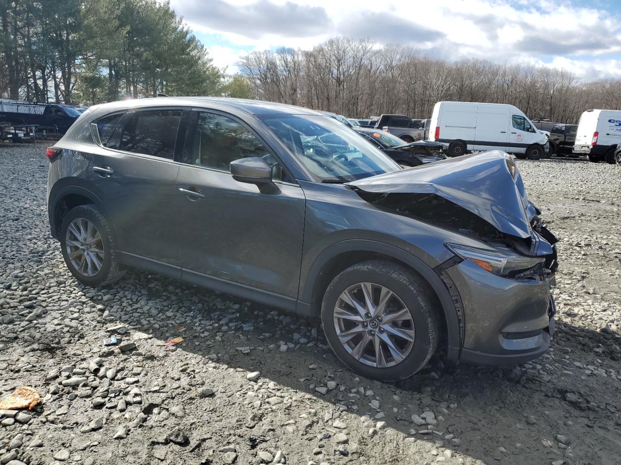 2019 Mazda CX-5 VIN JM3KFBDM4K0697960 Copart auction photo, front end damage thumbnail 4