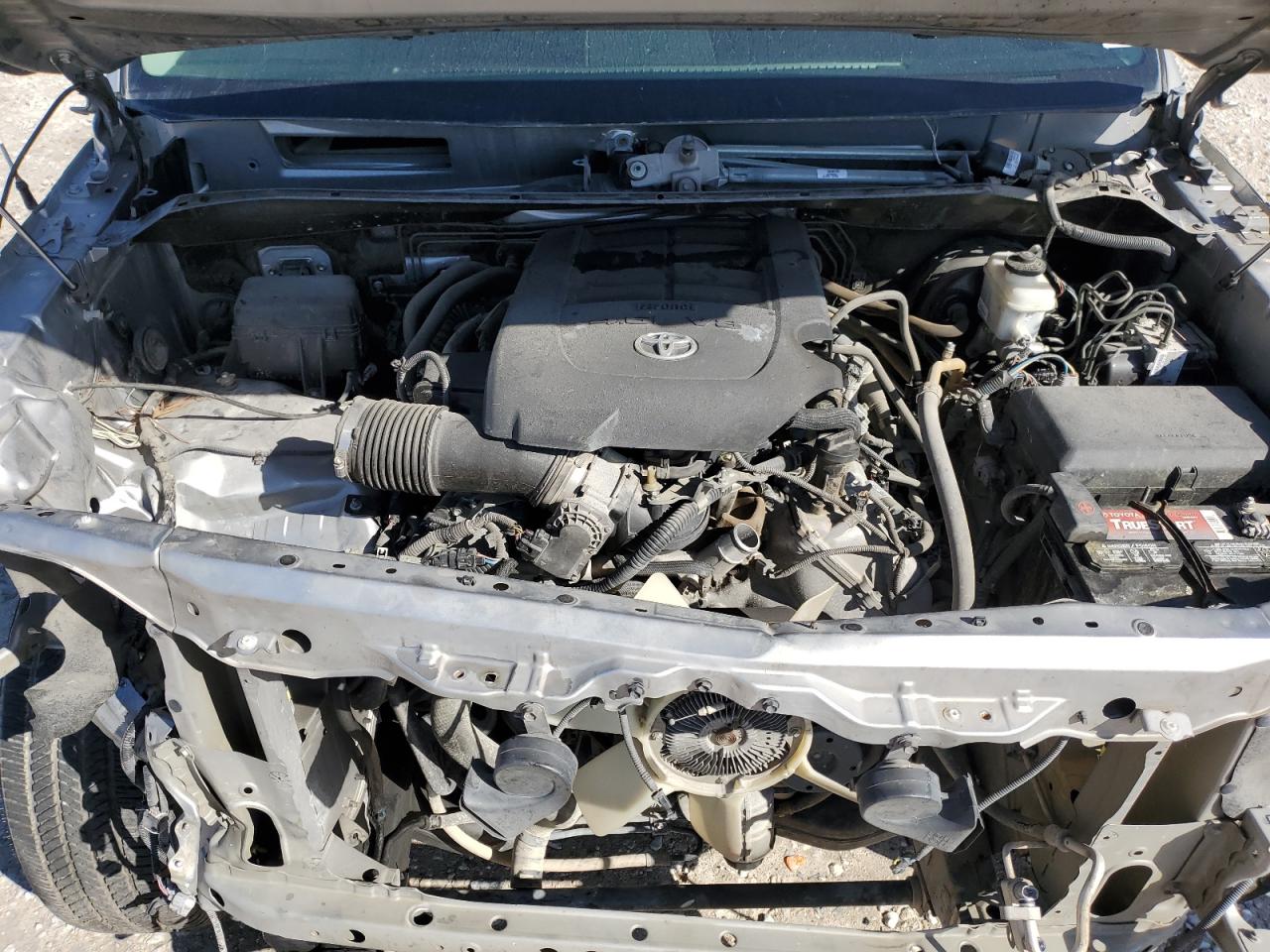 2015 Toyota Tundra VIN 5TFEM5F11FX094333 Copart auction photo, front end / minor dent/scratches damage thumbnail 11