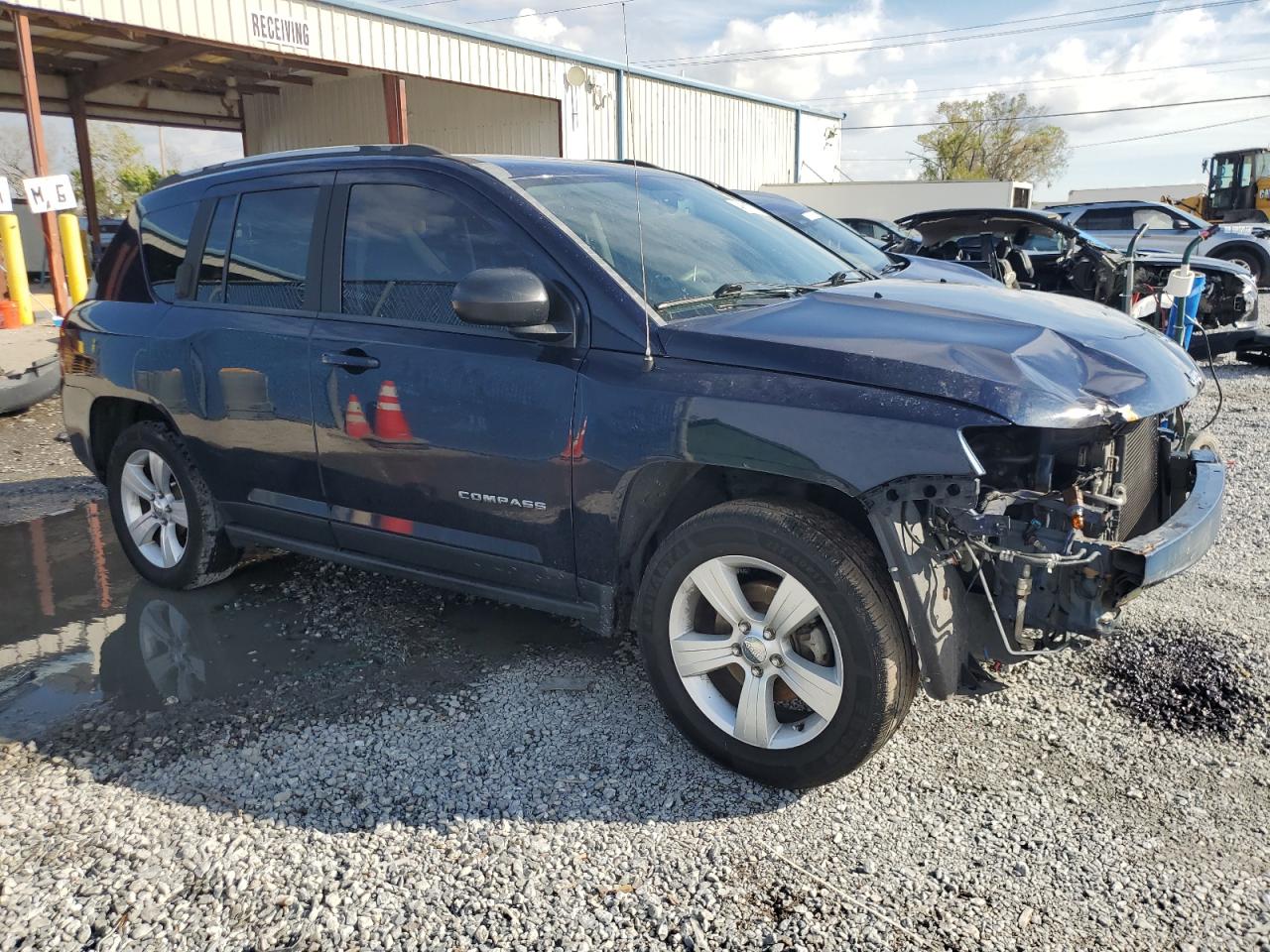 2016 Jeep Compass VIN 1C4NJCBA2GD600497 Copart auction photo, front end damage thumbnail 4