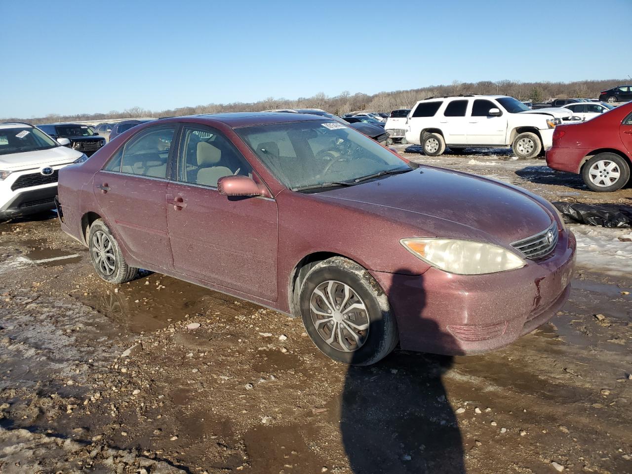 2005 Toyota Camry VIN JTDBE32K553027470 Copart auction photo, rear end damage thumbnail 4