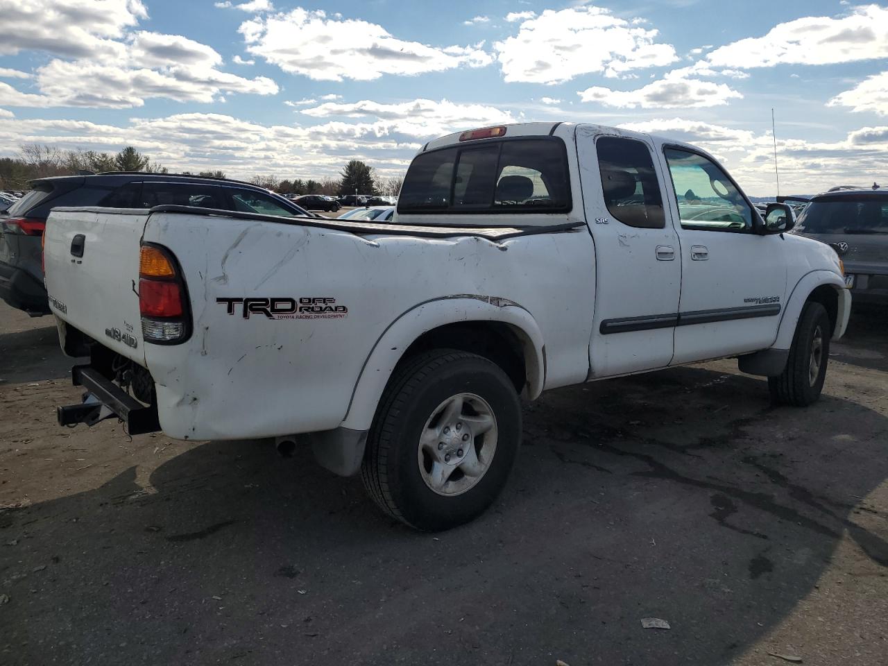 2003 Toyota Tundra VIN 5TBBT44163S372771 Copart auction photo, rear end / minor dent/scratches damage thumbnail 3