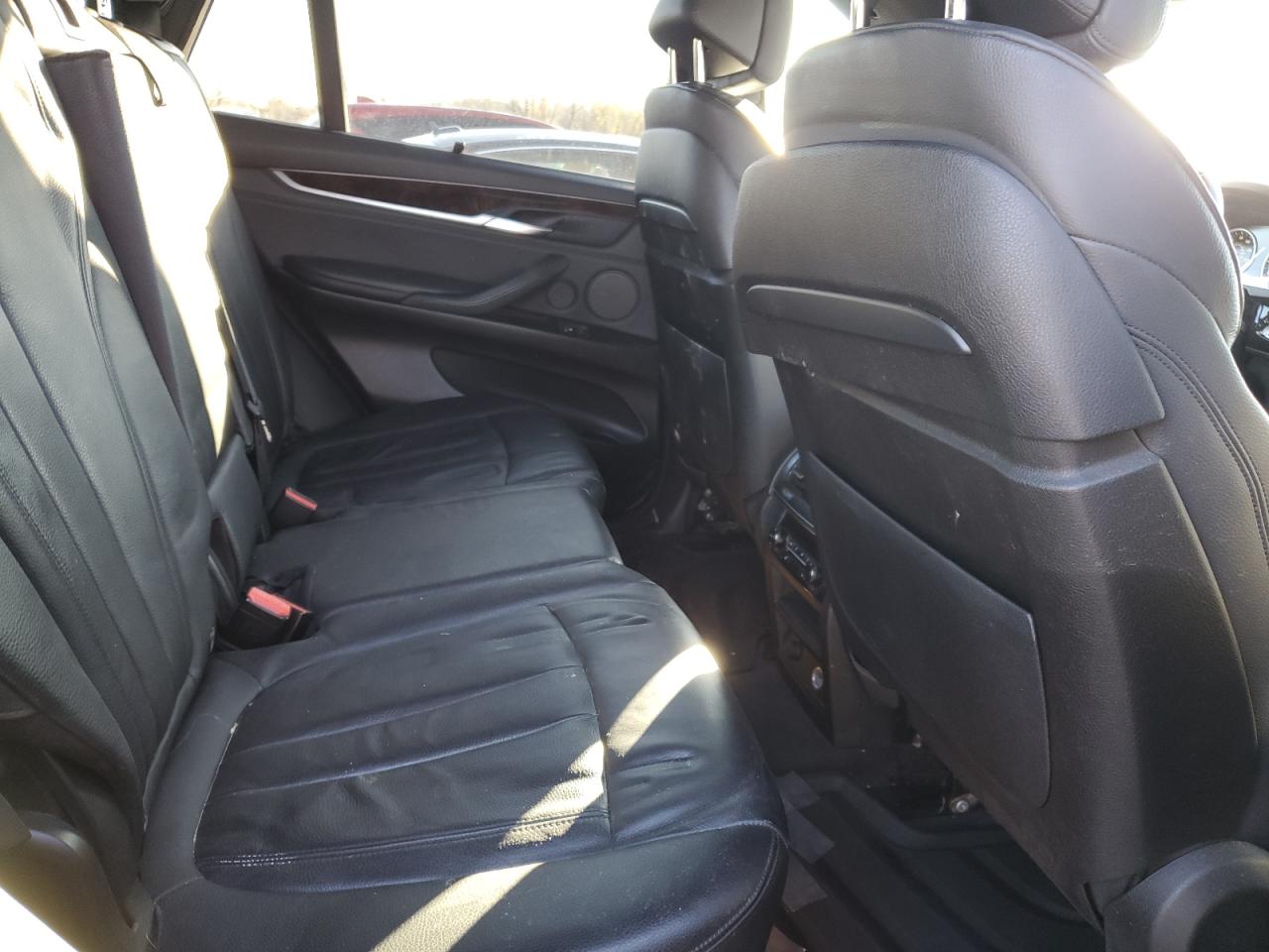 2014 BMW X5 VIN 5UXKR6C5XE0J72048 Copart auction photo, rear end / minor dent/scratches damage thumbnail 11