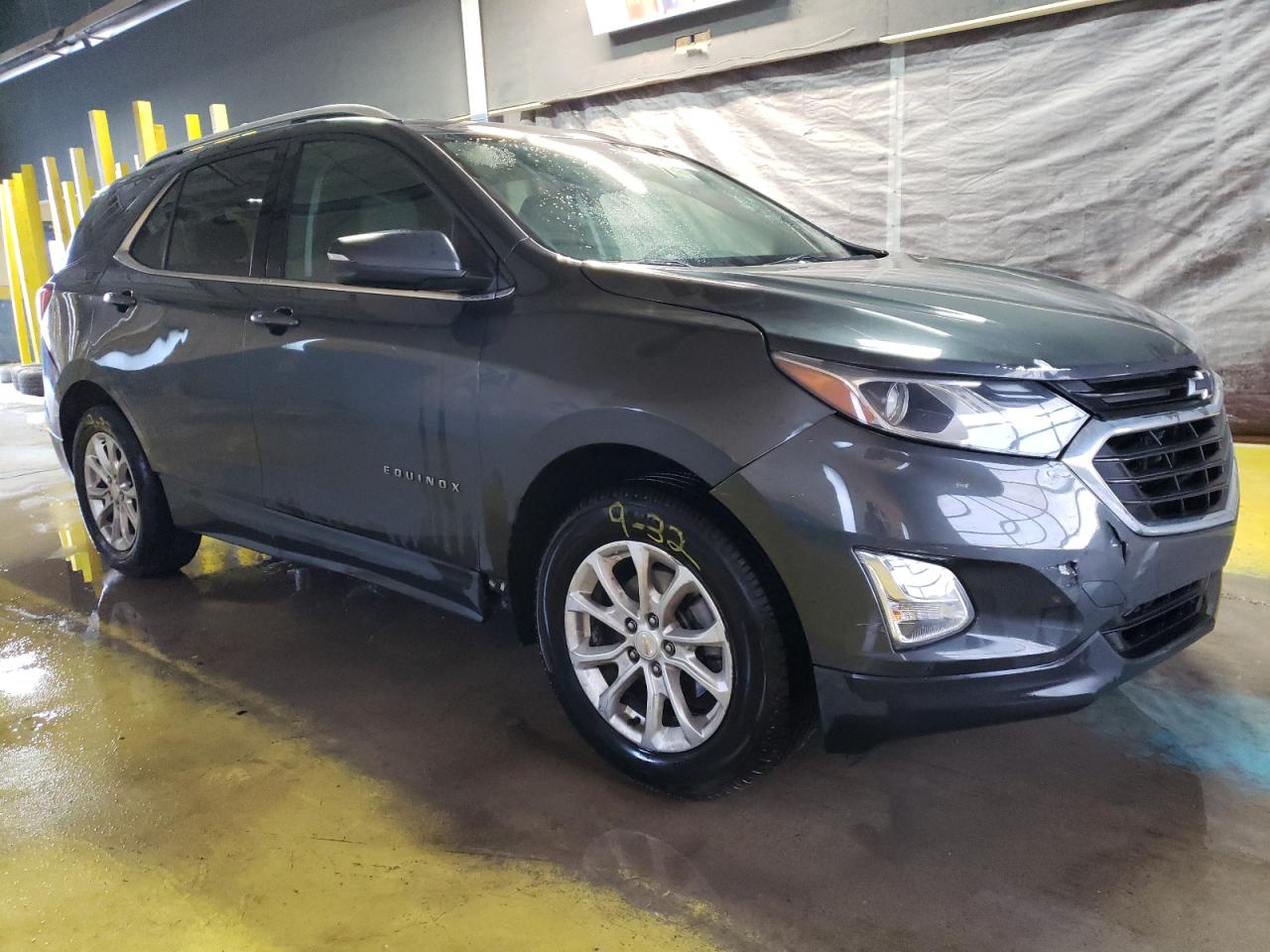 2019 Chevrolet Equinox VIN 2GNAXKEV6K6298880 Copart auction photo, front end / minor dent/scratches damage thumbnail 4