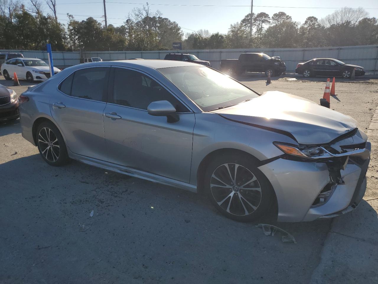 2019 Toyota Camry VIN 4T1B11HK7KU167934 Copart auction photo, all over damage thumbnail 4
