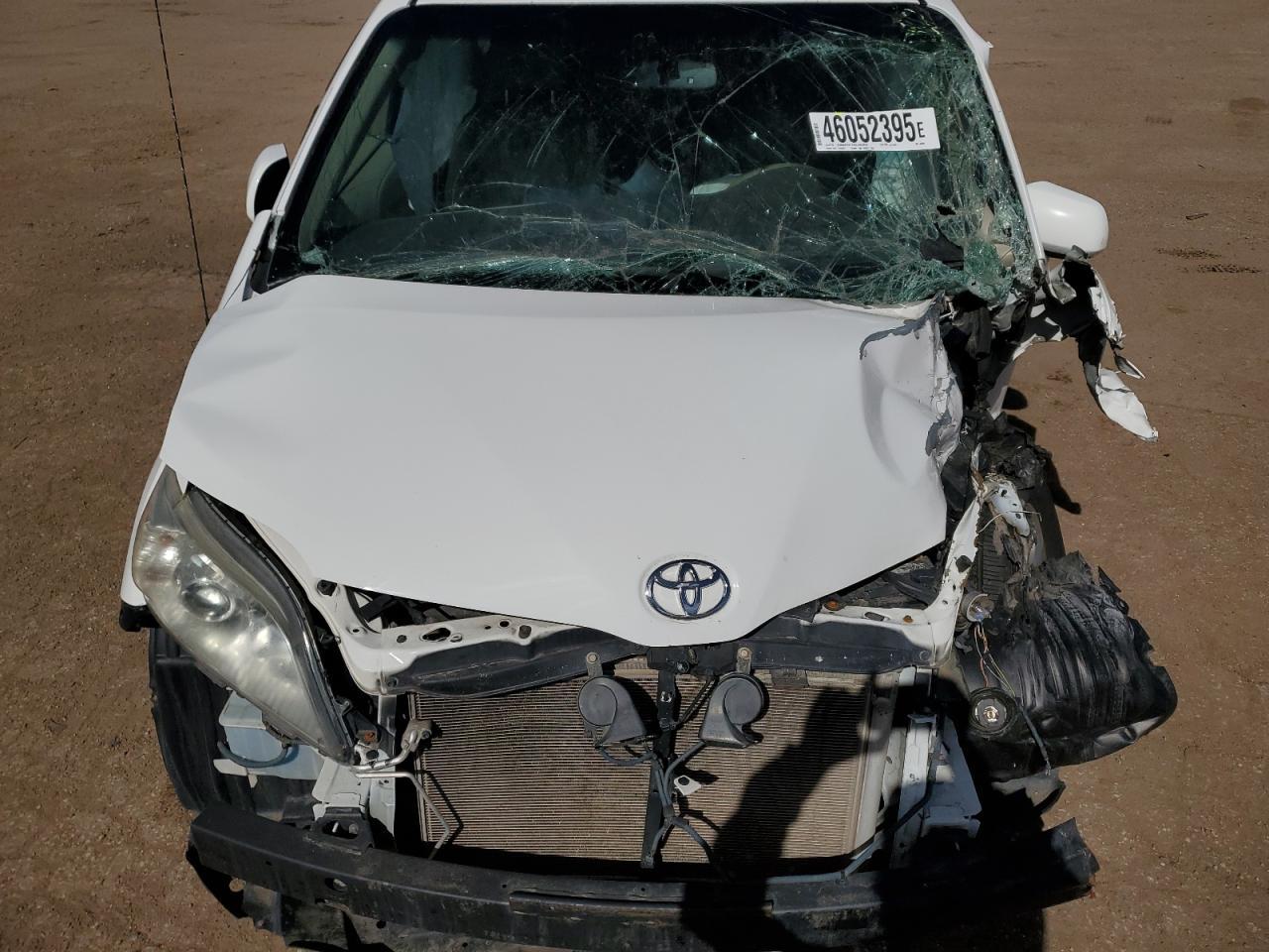 2014 Toyota Sienna VIN 5TDKK3DC0ES466086 Copart auction photo, front end / side damage thumbnail 12