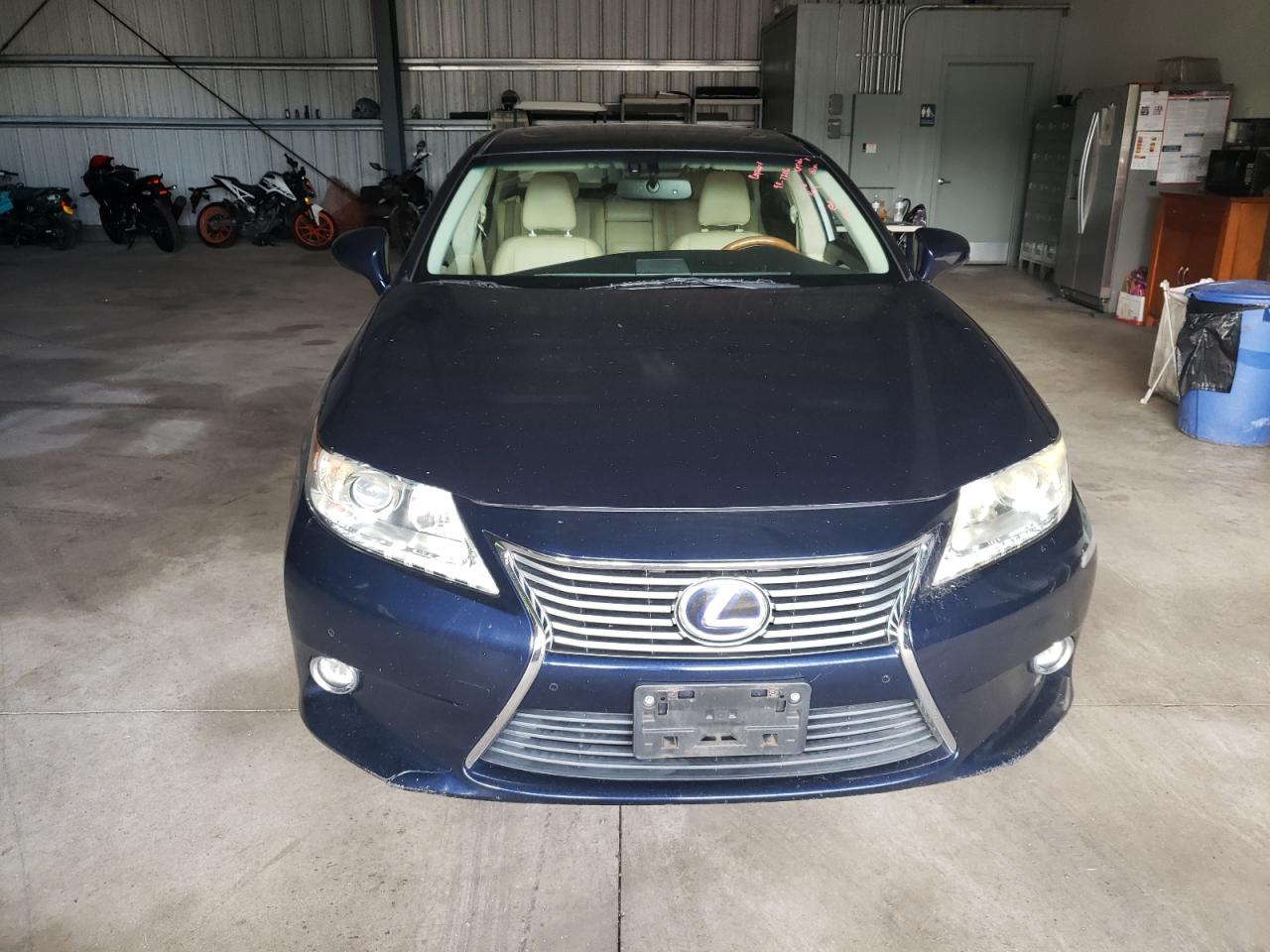 2014 Lexus ES VIN JTHBW1GG5E2052590 Copart auction photo, rear end damage thumbnail 5