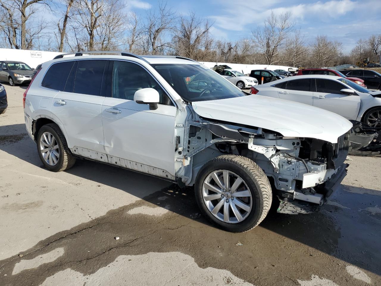 2017 Volvo XC90 VIN YV4A22PK5H1158161 Copart auction photo, side / front end damage thumbnail 4