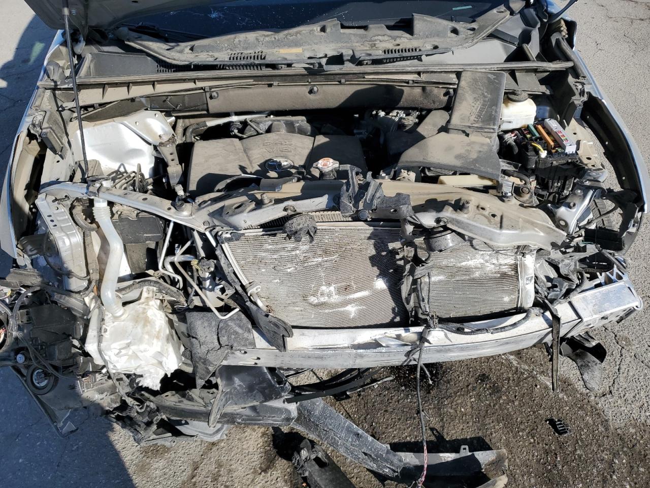 2019 Toyota Highlander VIN 5TDDZRFH9KS920170 Copart auction photo, front end damage thumbnail 13