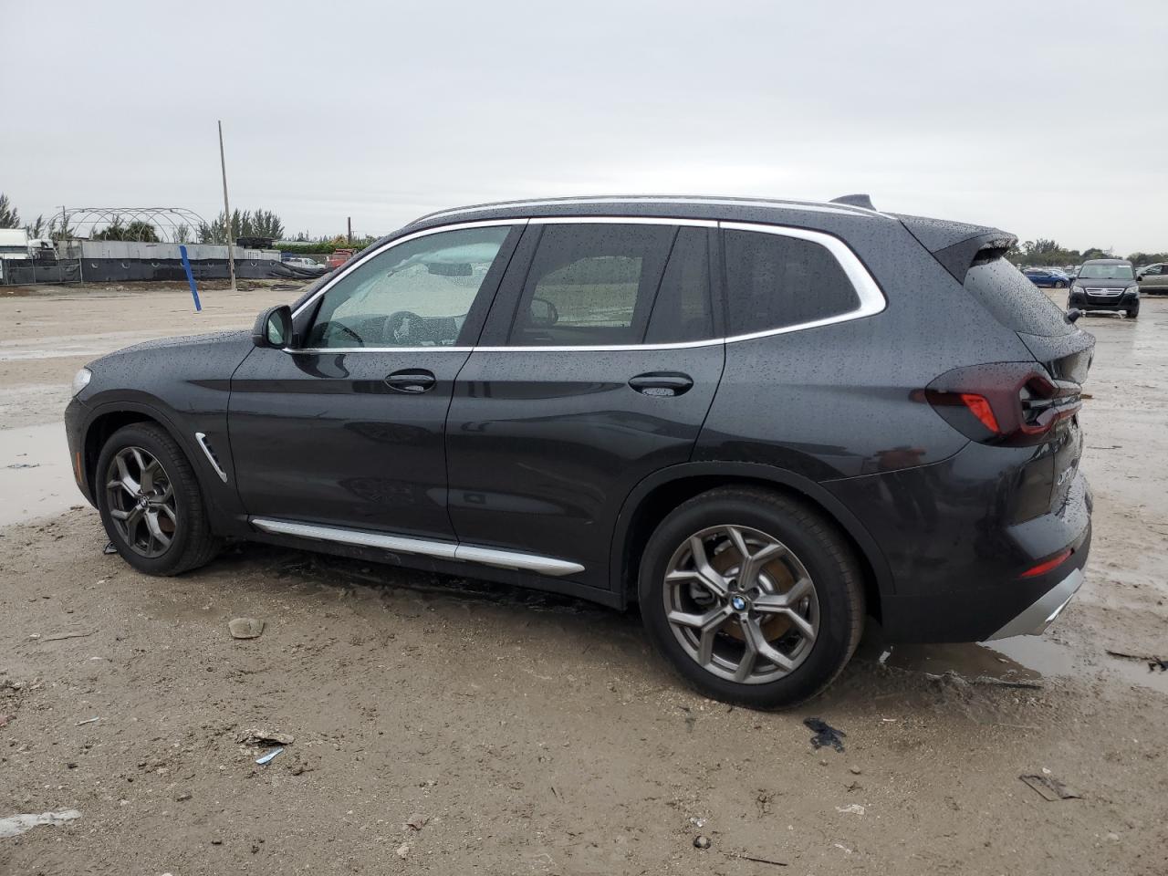 2024 BMW X3 VIN WBX47DP05RN312957 Copart auction photo, side / minor dent/scratches damage thumbnail 2