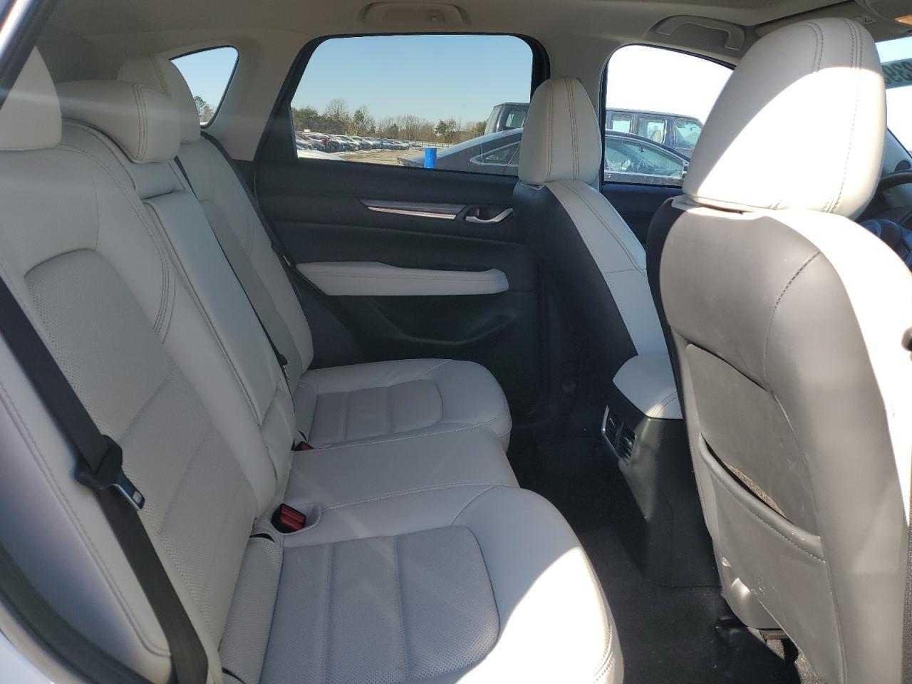 2020 Mazda CX-5 VIN JM3KFBDM7L0833113 Copart auction photo, all over damage thumbnail 11