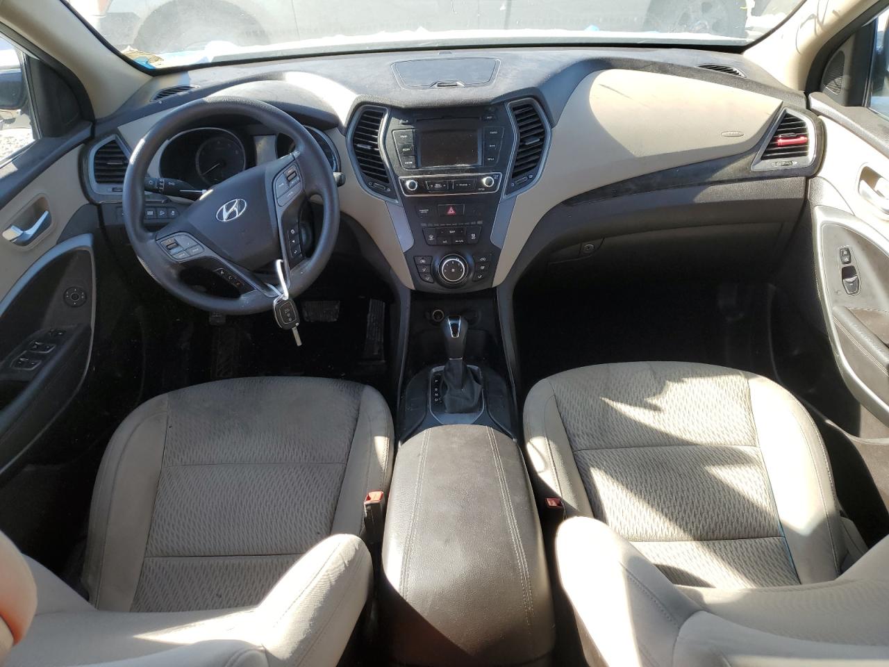 2018 Hyundai Santa Fe VIN 5NMZT3LBXJH096198 Copart auction photo, front end / minor dent/scratches damage thumbnail 8