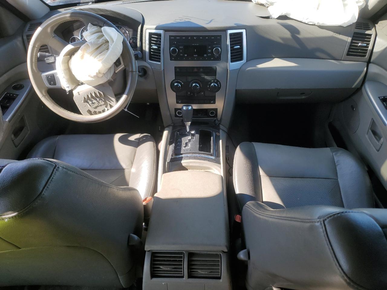 2008 Jeep Grand Cherokee VIN 1J8GR48K88C223410 Copart auction photo, front end damage thumbnail 8