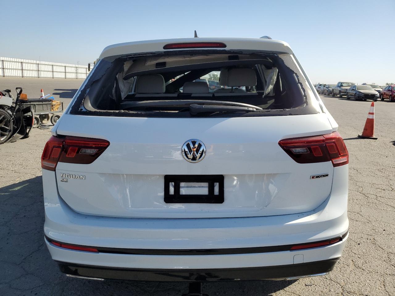 2021 Volkswagen Tiguan VIN 3VV2B7AX1MM123947 Copart auction photo, all over damage thumbnail 6