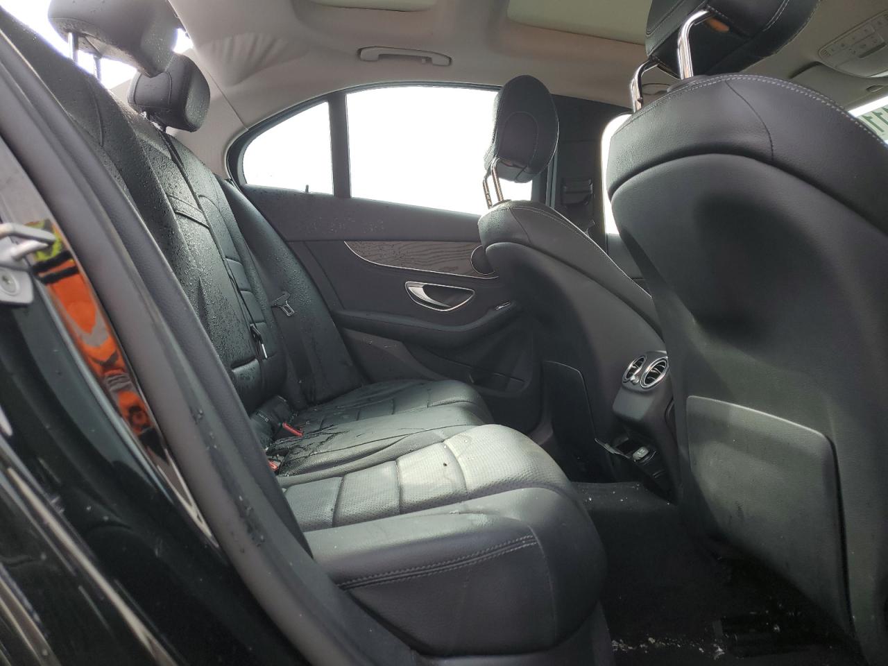 2016 Mercedes-Benz C-klasse VIN 55SWF4JB9GU126030 Copart auction photo, rear end / minor dent/scratches damage thumbnail 10