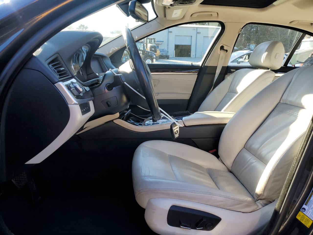 2015 BMW 5er VIN WBA5A5C57FD518838 Copart auction photo, rear end / front end damage thumbnail 7