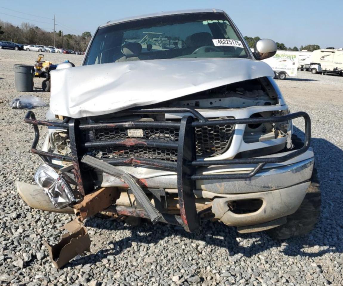 2003 Ford F-150 VIN 1FTRX18L83NA36680 Copart auction photo, front end damage thumbnail 5