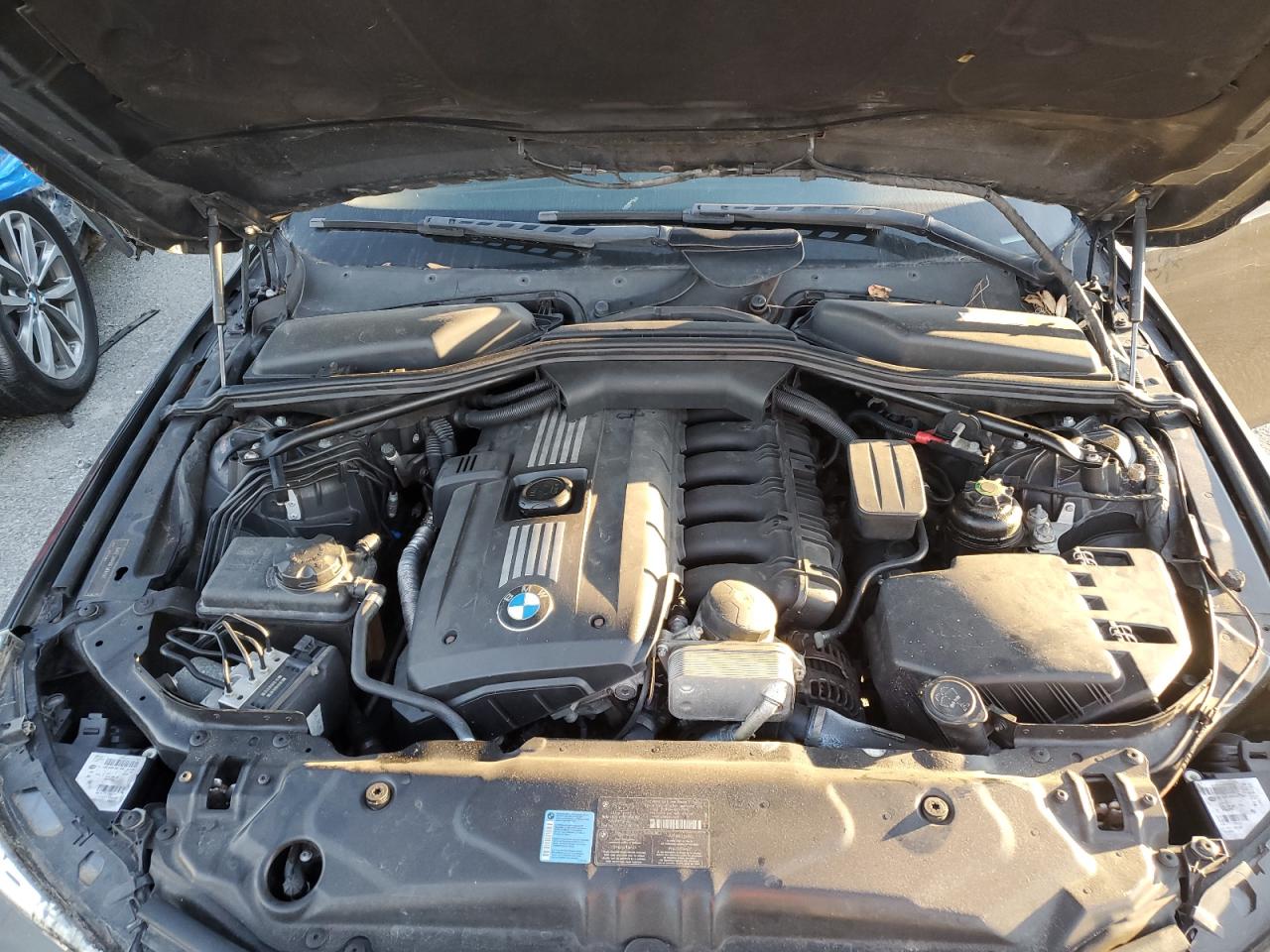 2010 BMW 5er VIN WBANU5C51AC460392 Copart auction photo, mechanical damage thumbnail 11