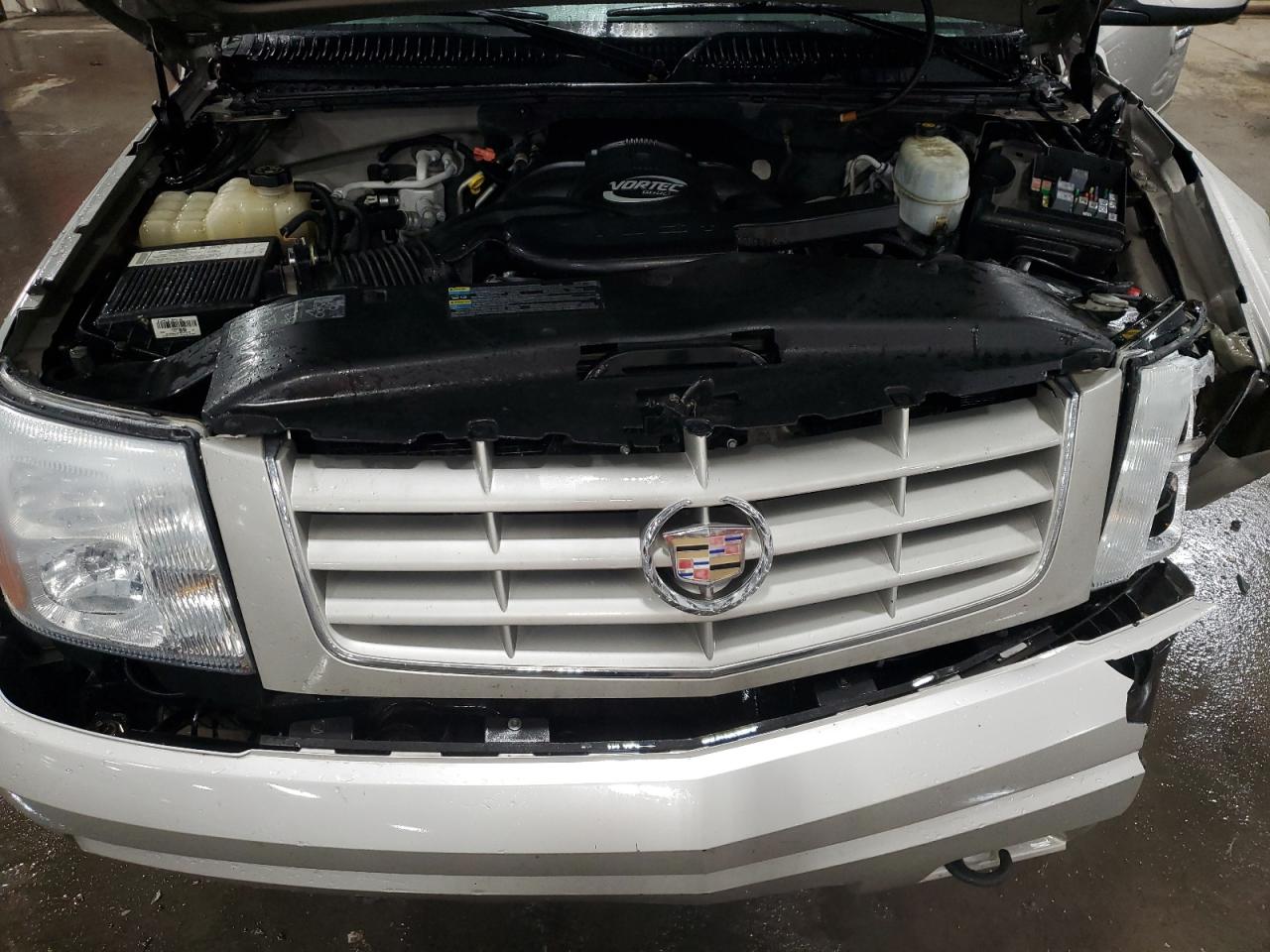 2005 Cadillac Escalade VIN 1GYEK63NX5R142170 Copart auction photo, front end damage thumbnail 12