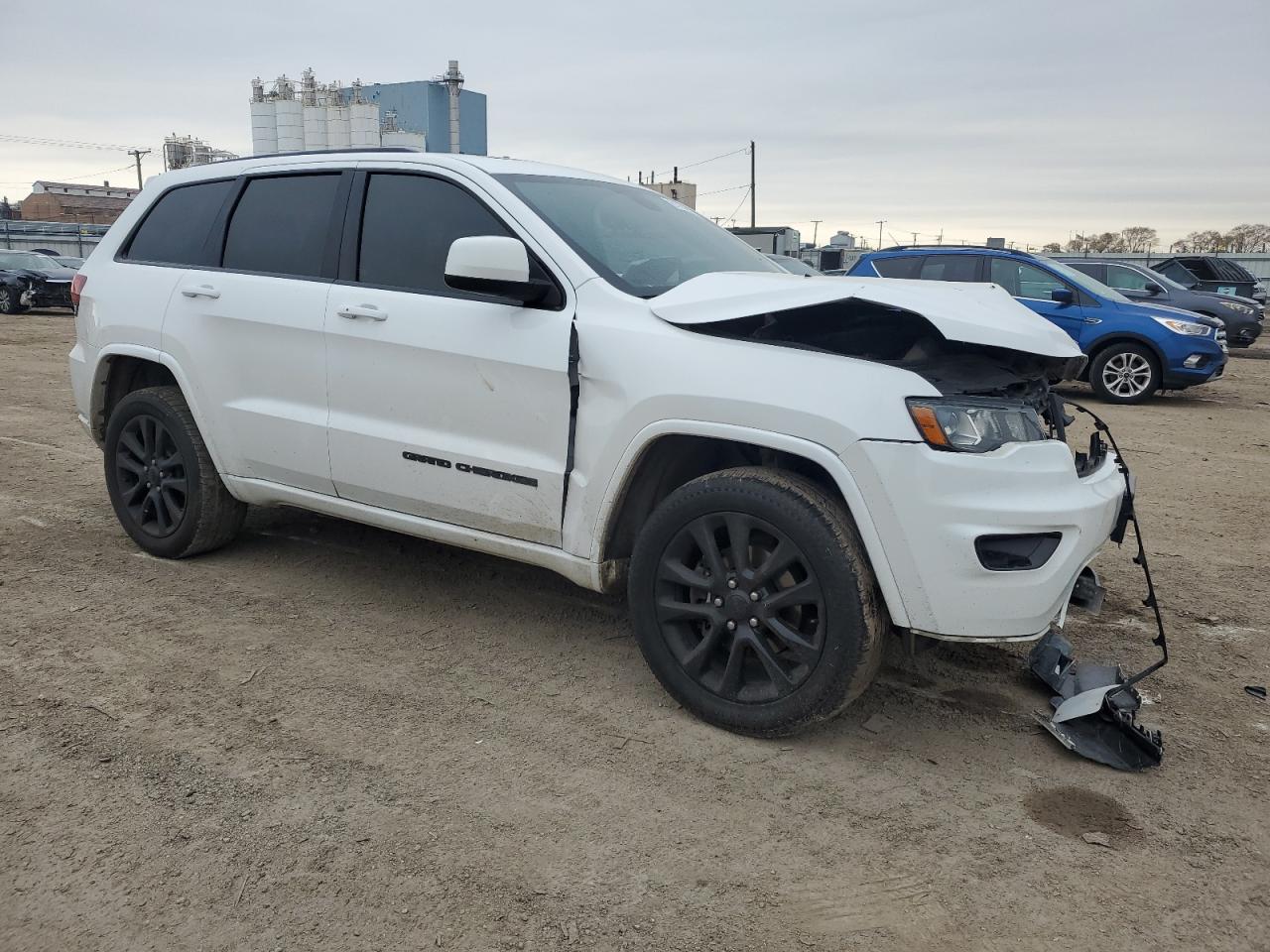 2018 Jeep Grand Cherokee VIN 1C4RJFAG0JC236800 Copart auction photo, front end damage thumbnail 4