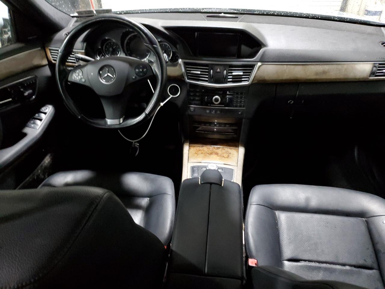 2011 Mercedes-Benz E-klasse VIN WDDHF8HB6BA283710 Copart auction photo, front end / side damage thumbnail 8