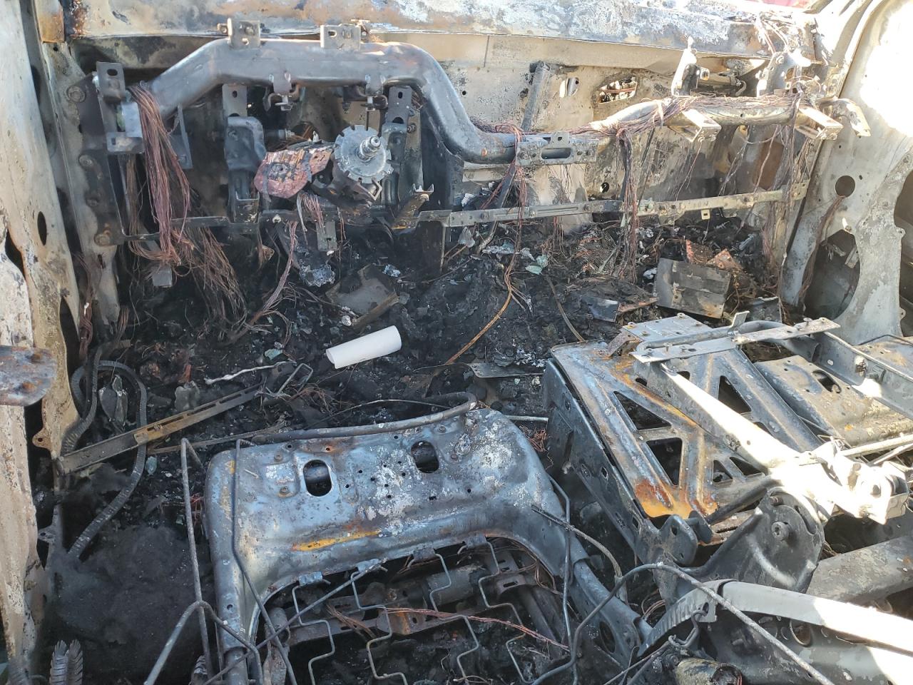 2018 Chevrolet Silverado VIN 1GCUKREC2JF171317 Copart auction photo, burn / burn - engine damage thumbnail 8