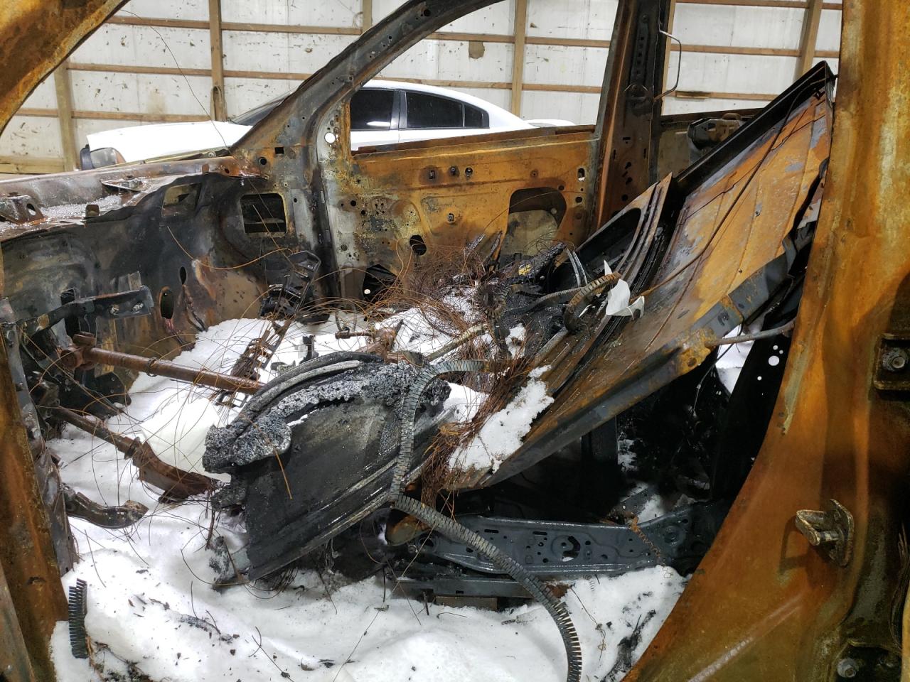 2010 GMC Acadia VIN 1GKLVMED1AJ139913 Copart auction photo, burn damage thumbnail 7
