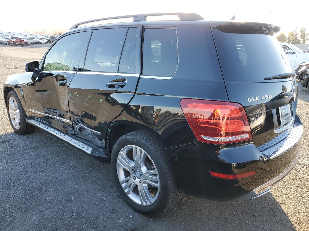 2015 Mercedes-Benz GLK-klasse VIN WDCGG0EBXFG388370 Copart auction photo, side damage thumbnail 2