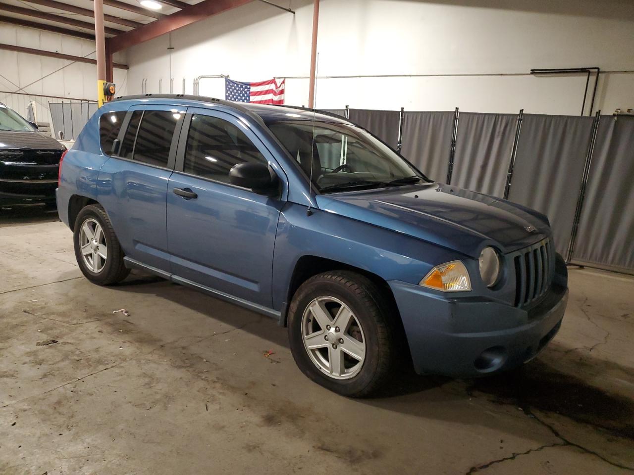2007 Jeep Compass VIN 1J8FF47W17D429475 Copart auction photo, front end damage thumbnail 4