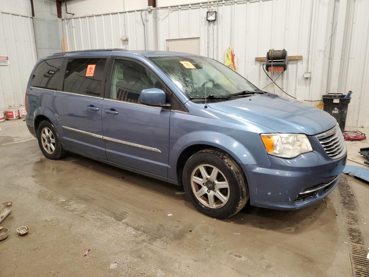 2011 Chrysler Town & Country VIN 2A4RR5DG7BR746756 Copart auction photo, front end damage thumbnail 4