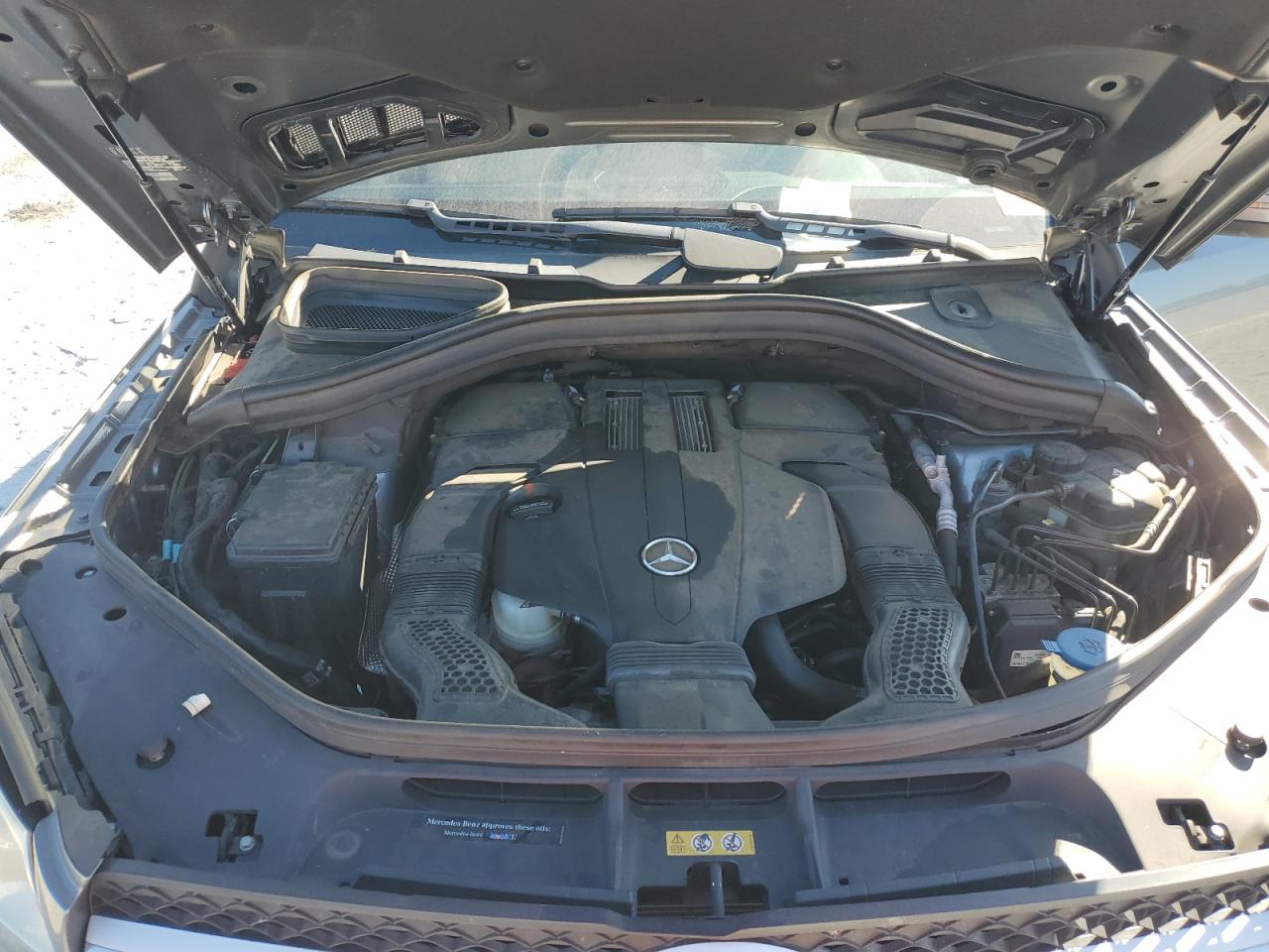 2017 Mercedes-Benz GLS-klasse VIN 4JGDF6EE4HA936079 Copart auction photo, minor dent/scratches damage thumbnail 12