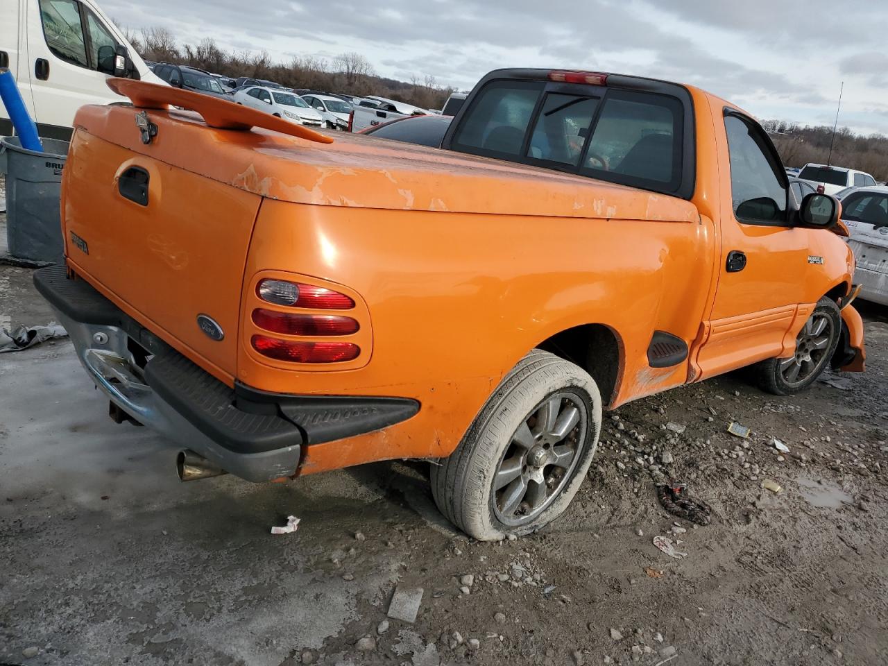 2003 Ford F-150 VIN 1FTRF07L33KA88704 Copart auction photo, front end damage thumbnail 3