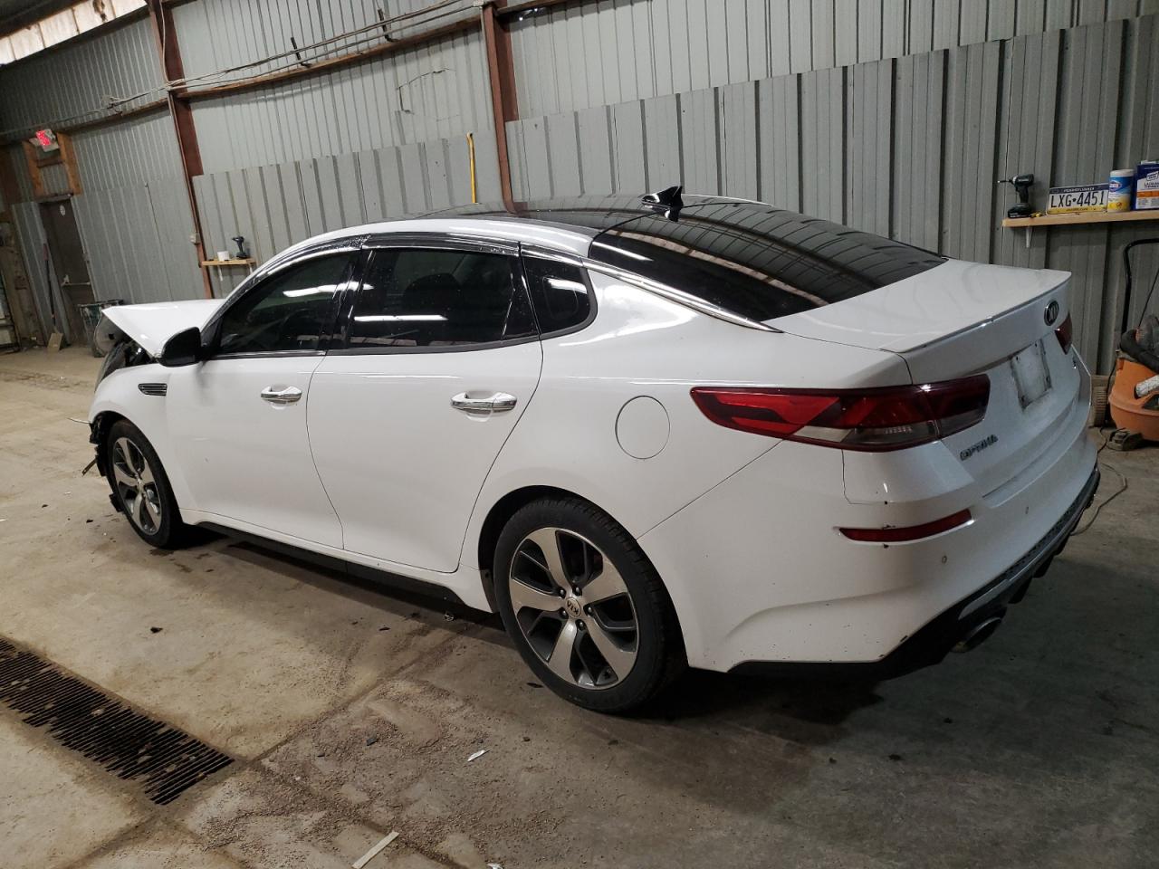 2019 KIA Optima VIN 5XXGT4L35KG370042 Copart auction photo, front end damage thumbnail 2