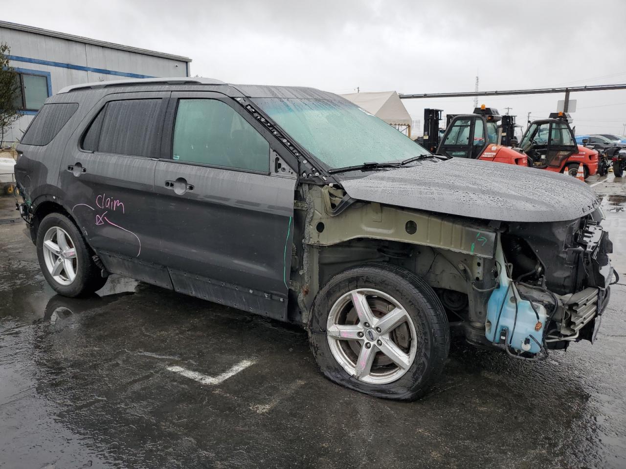 2016 Ford Explorer VIN 1FM5K8DH2GGA35747 Copart auction photo, front end / rear end damage thumbnail 4